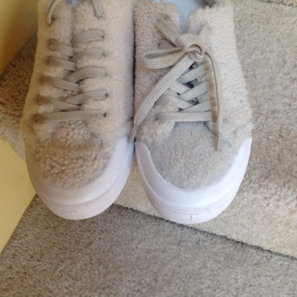 Rag and Bone Standard Issue Shearling Fur Sneakers - Picture 7 of 8